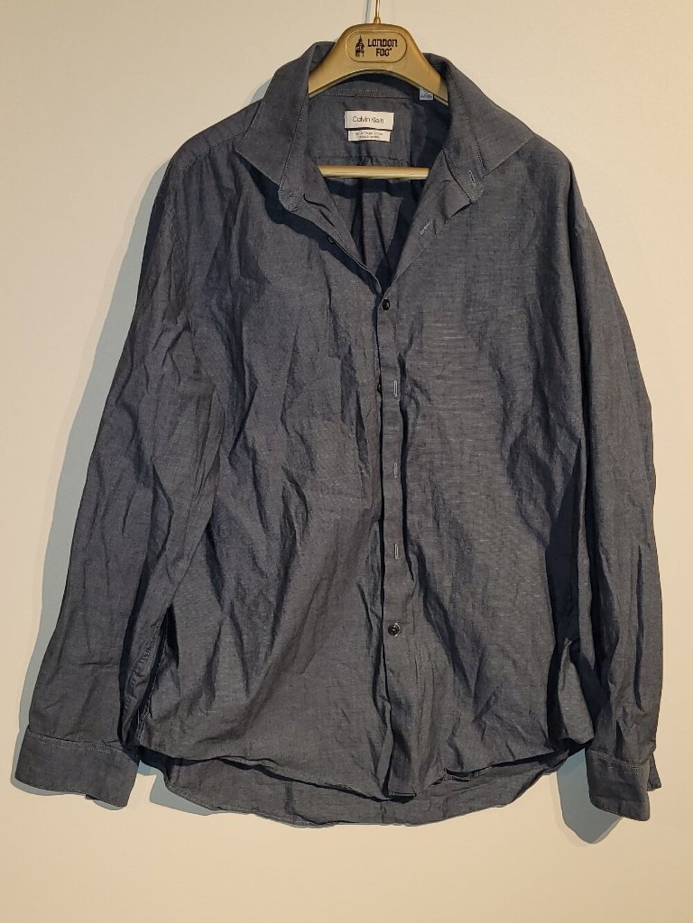 Calvin Klein Men's Slim Fit Long Sleeve